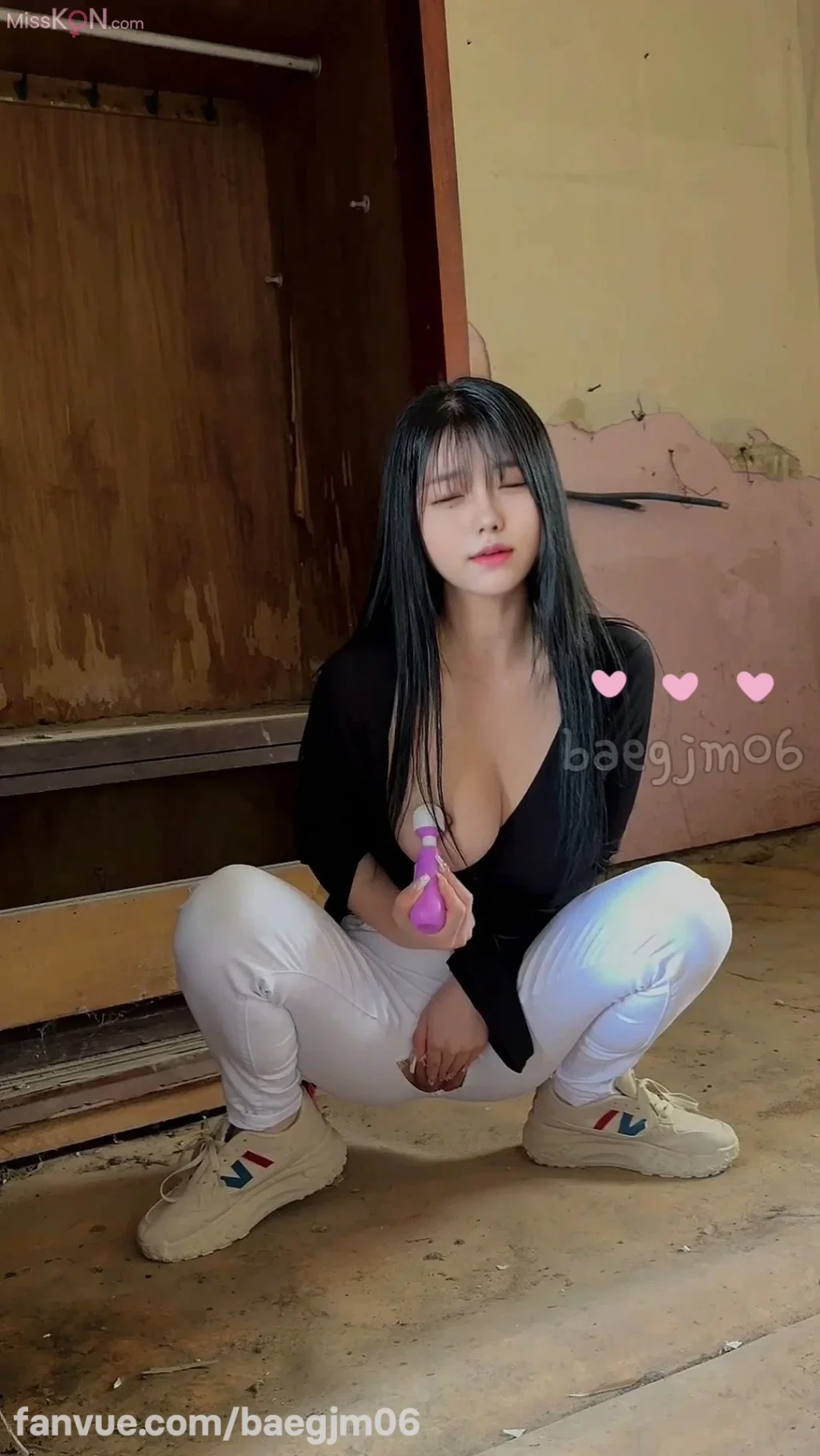 [Fanvue] baegjm06(백장미) (54 photos + 14 videos)